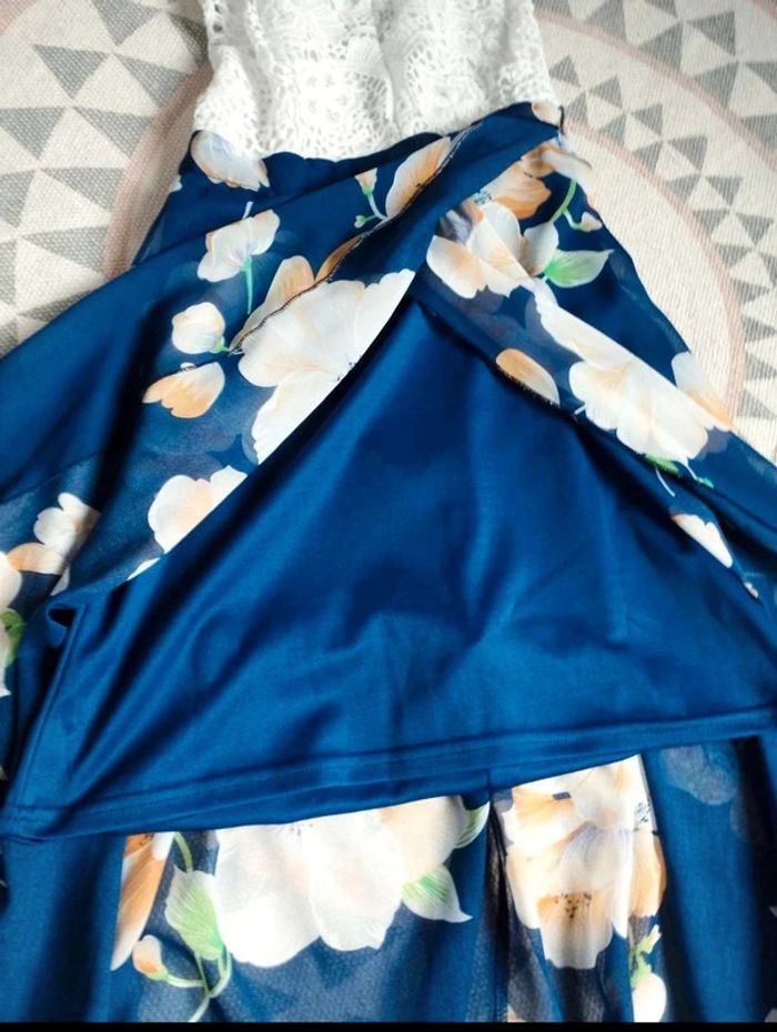 Robe longue asymétrique - S = XS - Parfait État - photo numéro 11