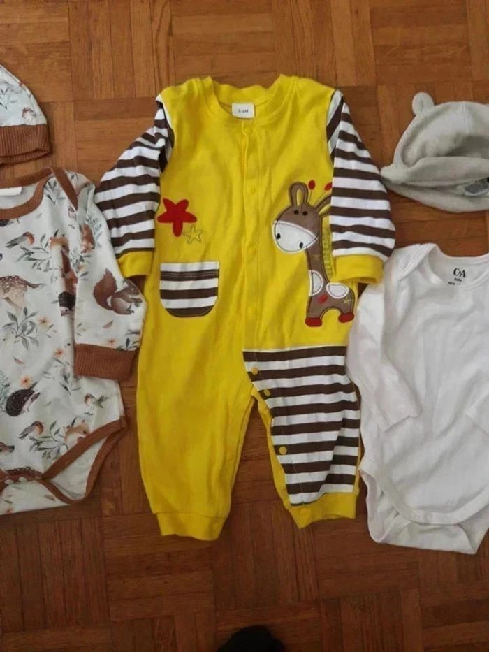 Lot vêtements 3 mois - photo numéro 3