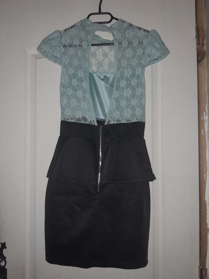 Robe dos nu