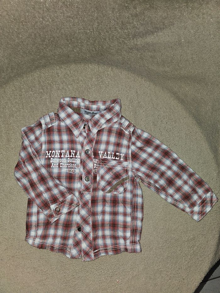 Chemise 6 mois - photo numéro 2