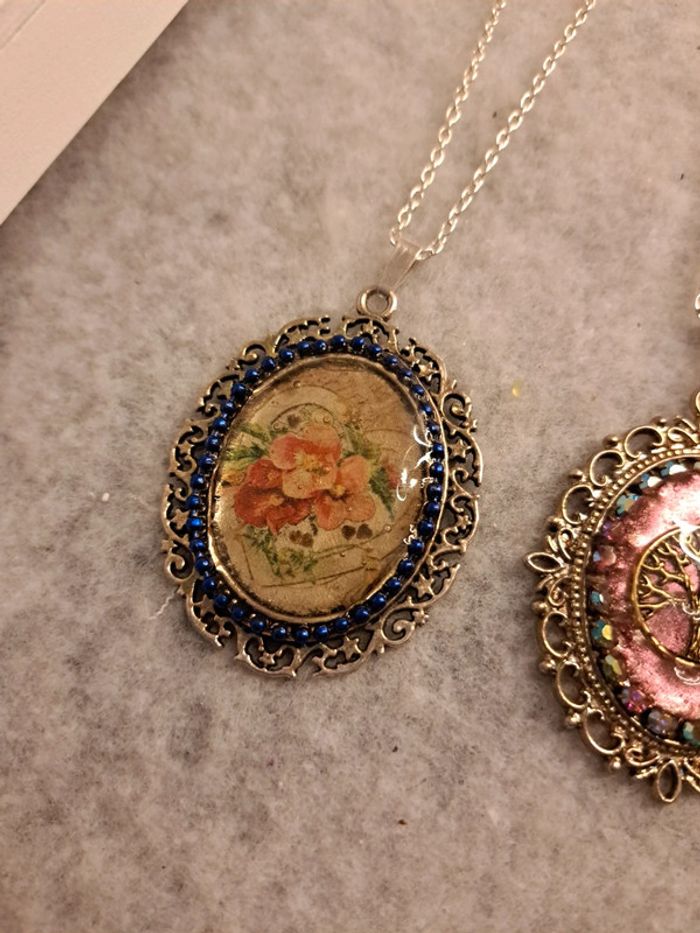 Lot de 3 magnifiques colliers avec pendentif multicolore - photo numéro 5