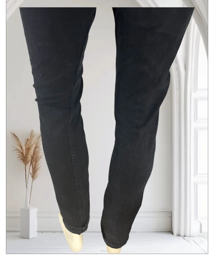 Jean Levi’s Slim Noir – Taille 34/32 - photo numéro 5
