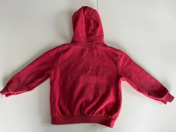 Sweat à capuche rouge basketball 4 ans - photo numéro 2