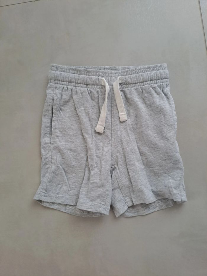Short gris clair coton 4A Kiabi - TBE