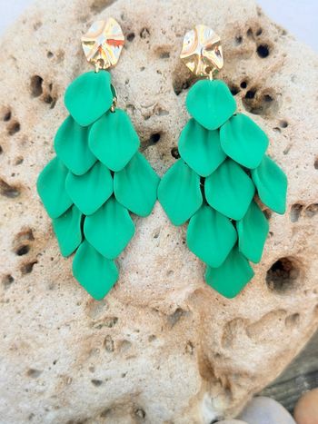 Boucles d’oreilles à pampilles en forme de pétales