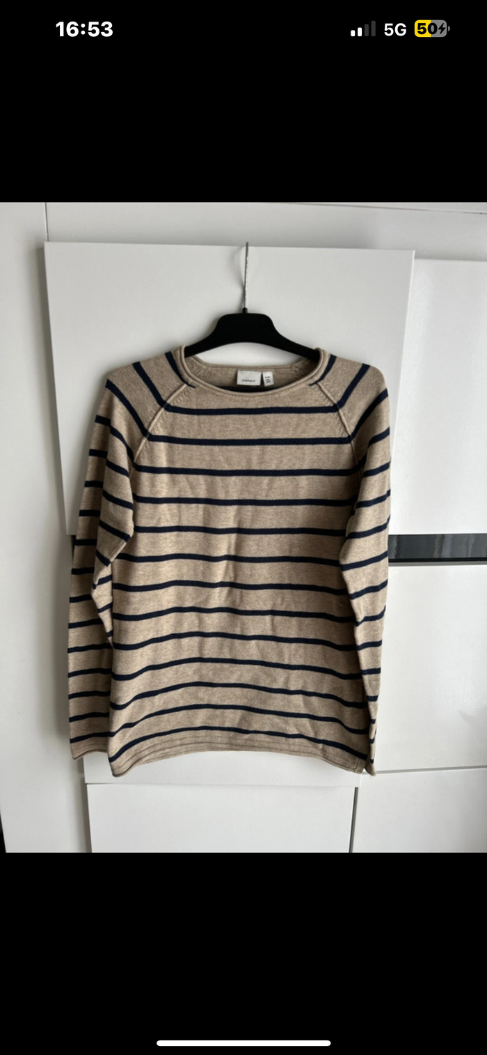 Pull fille taille 9-10 ans Name It