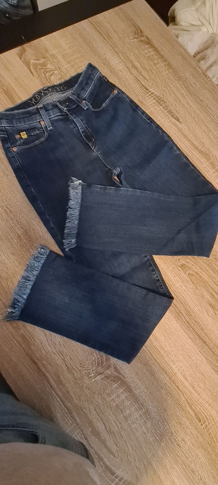 Jean femme marque yoga - photo numéro 3