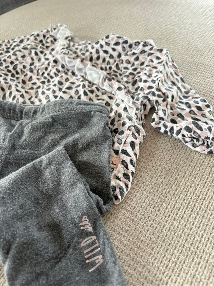 Ensemble blouse et legging motif léopard - photo numéro 3