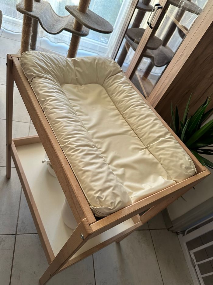Table à langer IKEA et ses accessoires - photo numéro 6