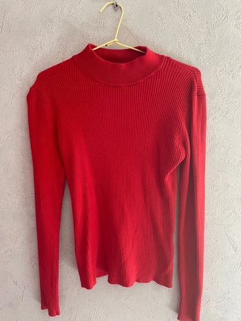 Pull côtelé col serré