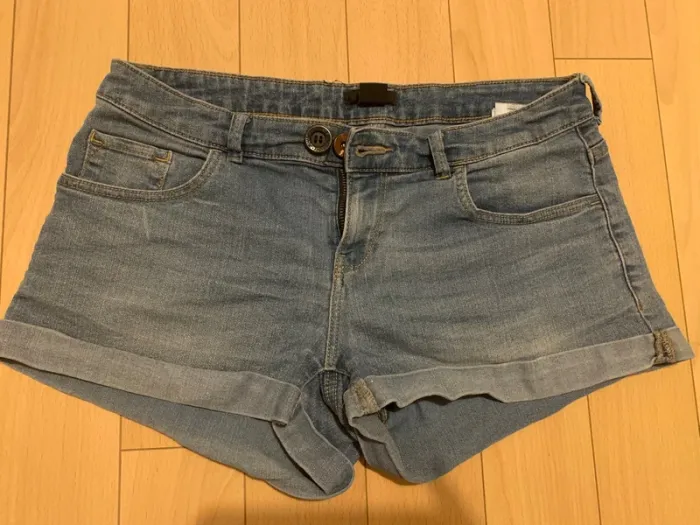 Short en jean taille 38 - photo numéro 2