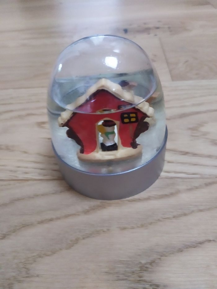 Lot de 3 boules de neige lumineuse châlet. - photo numéro 5