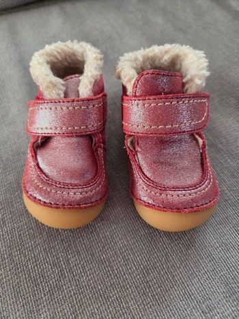 Chaussures premiers pas fille Kickers T18