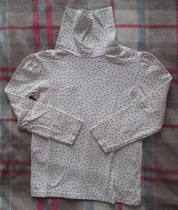 Maillot blanc col roulé neuf TAO 5 ans