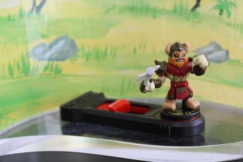 Moose figurine Akedo Axel plus lanceur de combat