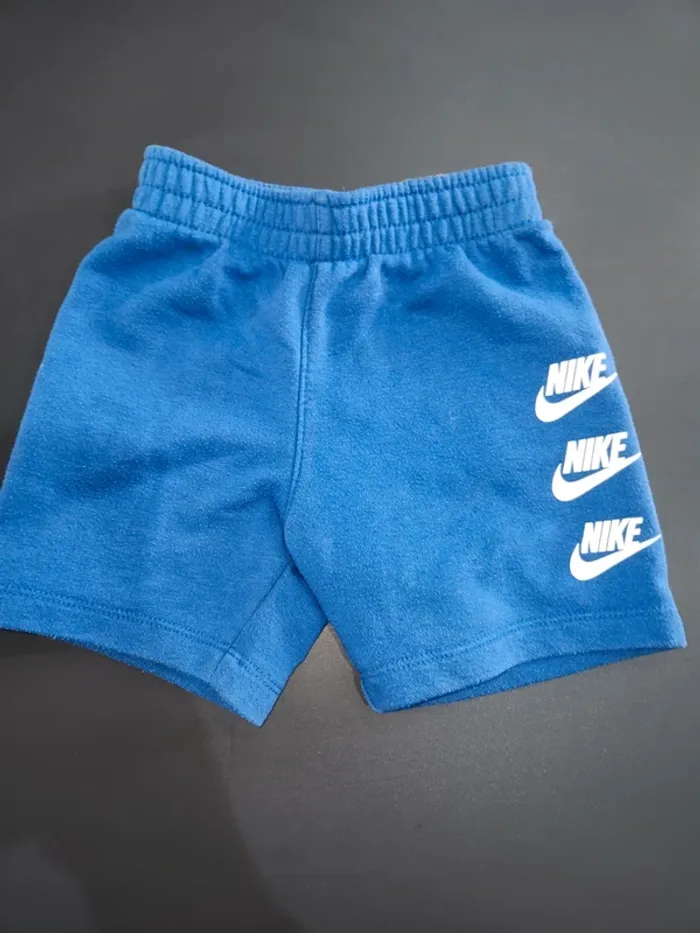 Short nike