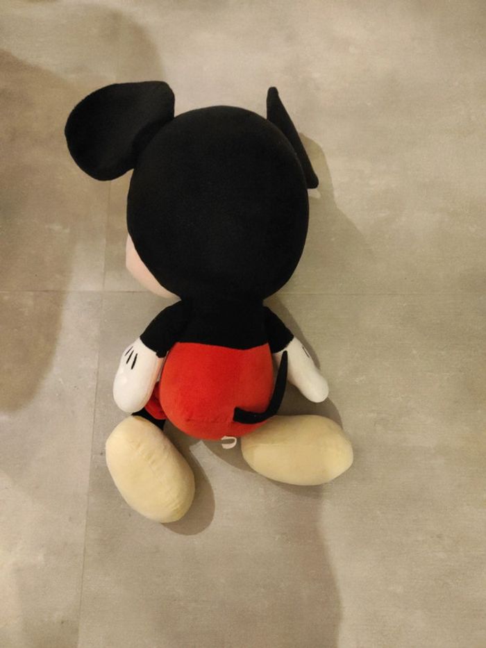 Grande peluche Mickey - photo numéro 2