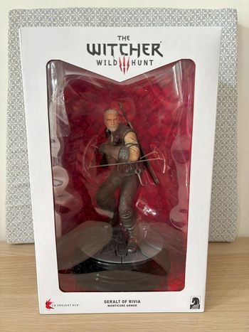 Figurine Geralt Of Rivia "The Witcher" Wild Hunt 24cm