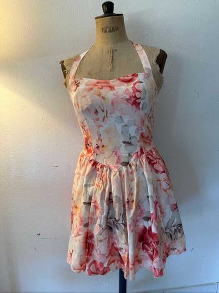 Robe d’été fleurie - photo numéro 2