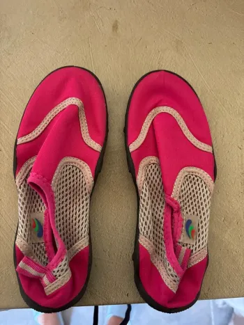 Chaussures aquatiques