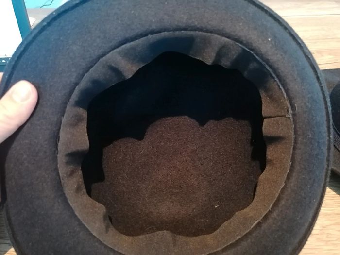 Chapeau marine - photo numéro 3