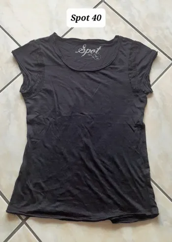 T-shirt spot noir