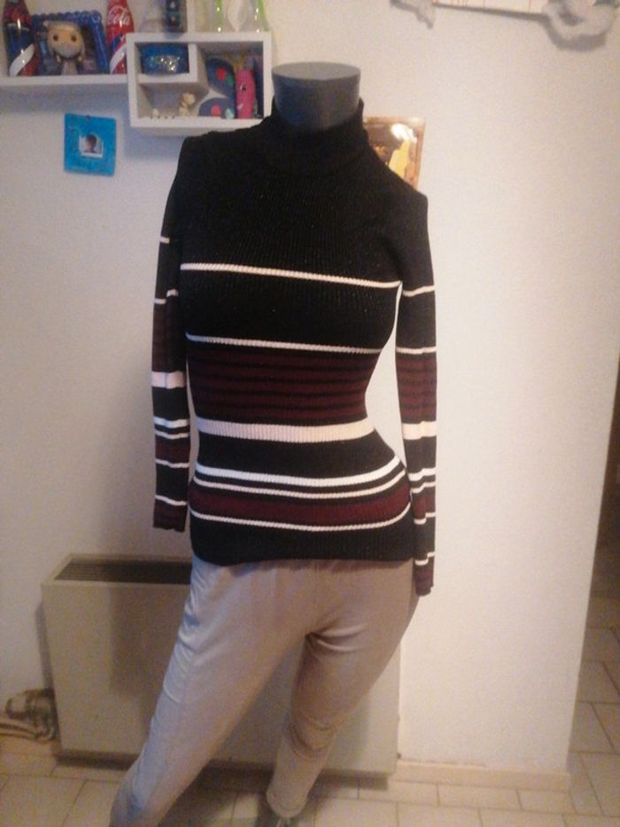Pull taille s