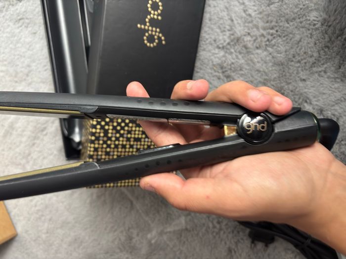 Lisseur portable GHD platinum V Golf professionnel neuf - photo numéro 3