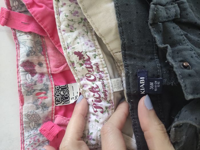 Lot deux trois pantalons fille 3 ans - photo numéro 2