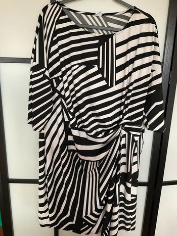 Robe noir et blanche MS Mode