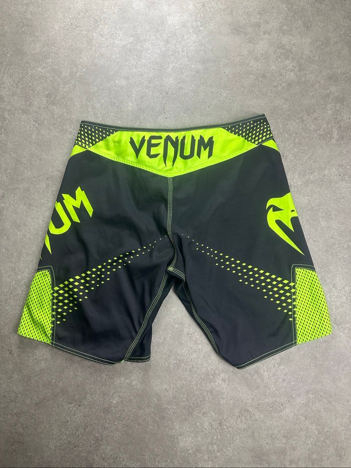 Short de sport de combat mma ufc Venum / Taille L / Très bon état - photo numéro 5