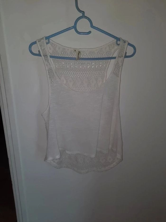 Débardeur blanc ajouré taille S - photo numéro 4