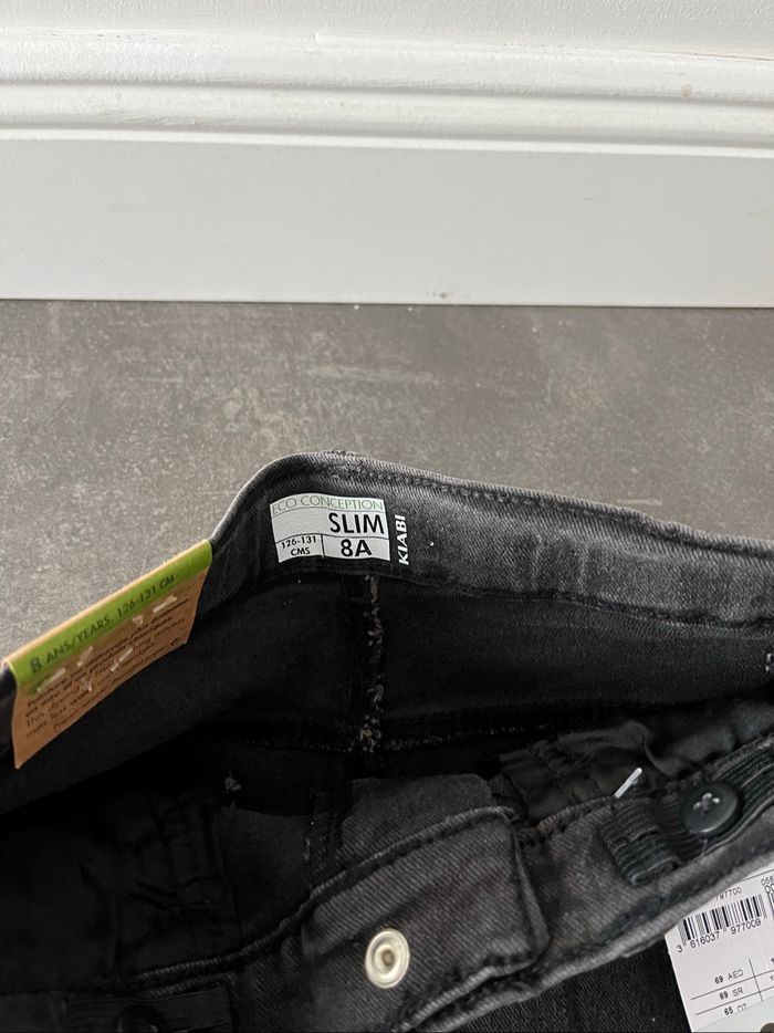 Pantalon neuf 8 ans - photo numéro 3