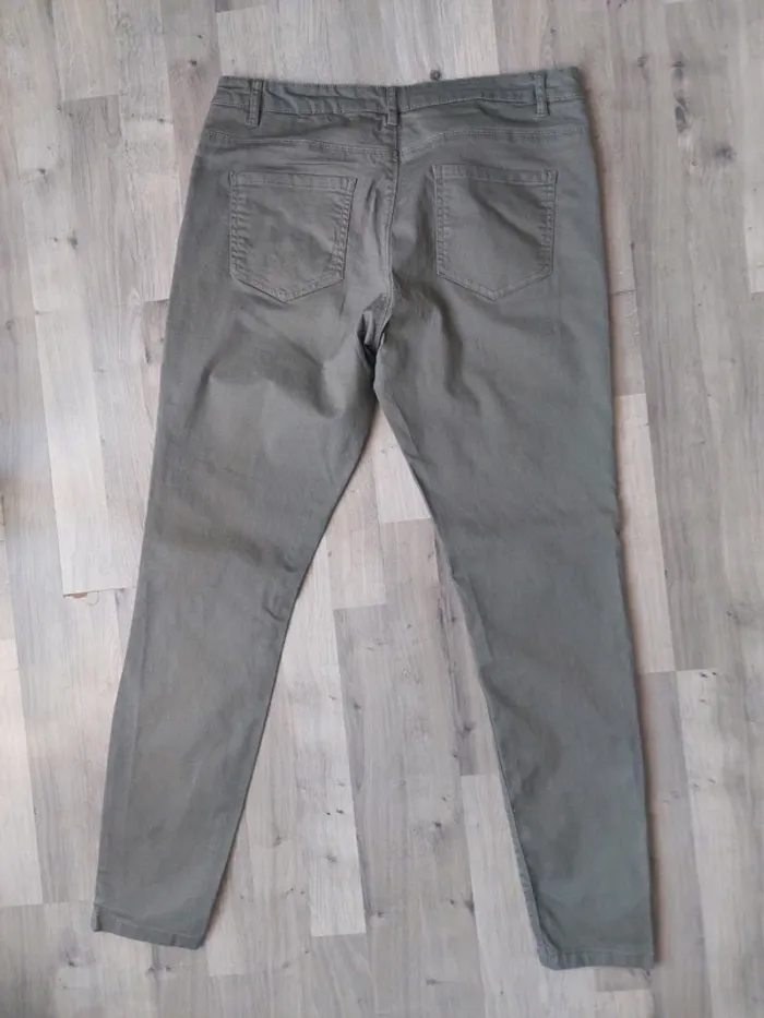 Pantalon vert kaki 65% coton - photo numéro 4