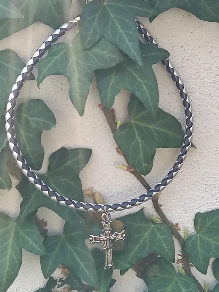 Collier religieux raz du cou vintage - photo numéro 6