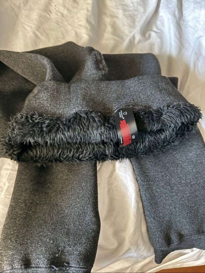 Legging polaire Primark taille L/XL - photo numéro 5