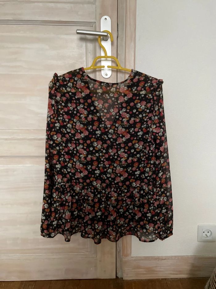 Blouse à fleur - photo numéro 3
