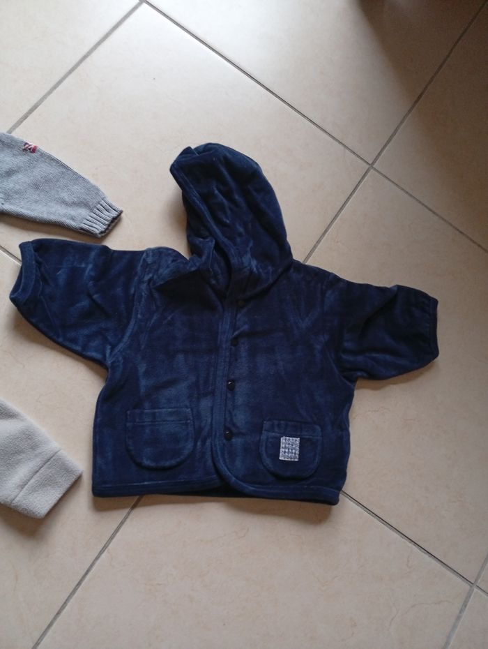 Lot de gilet 3 mois - photo numéro 3