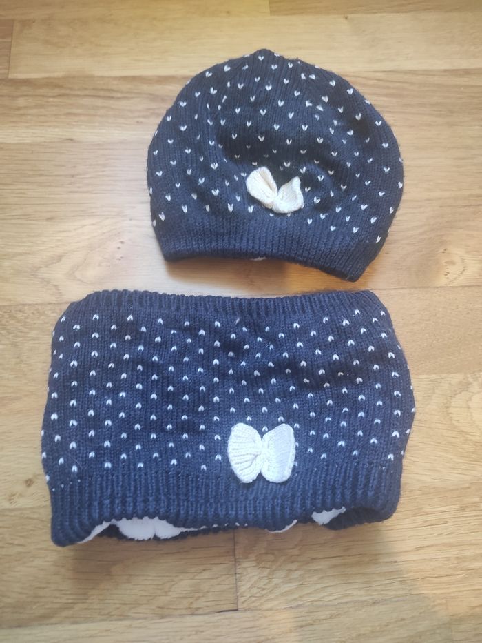 Ensemble bonnet/tour de coup