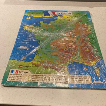Puzzle la France 29 x 36 cm