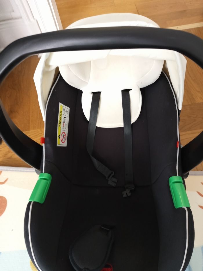 Siège auto pour bébé