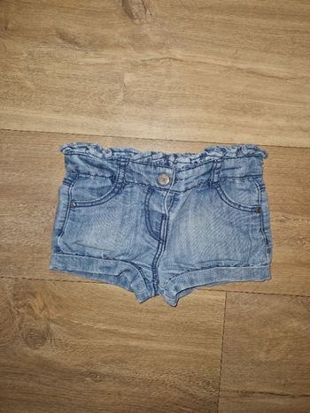 Short jeans