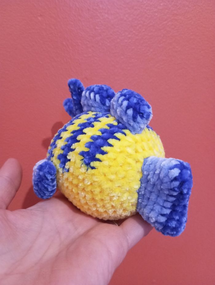 Joli petit poisson au crochet - photo numéro 8