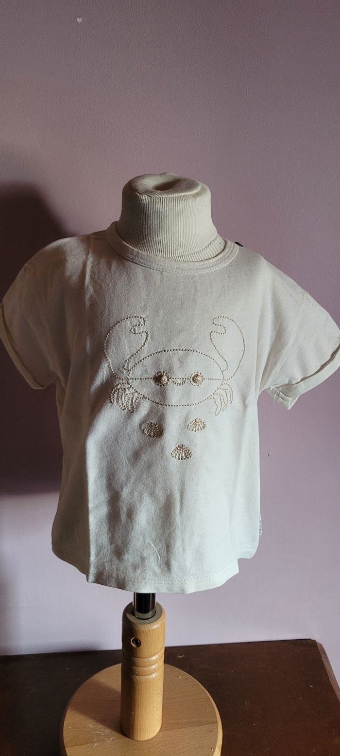 Tee-shirt - photo numéro 1