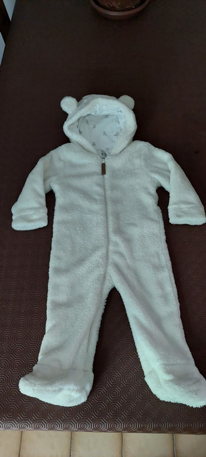Jolie combinaison fourrure blanche ourson bébé Fred & Flo 9-12 mois excellent état
