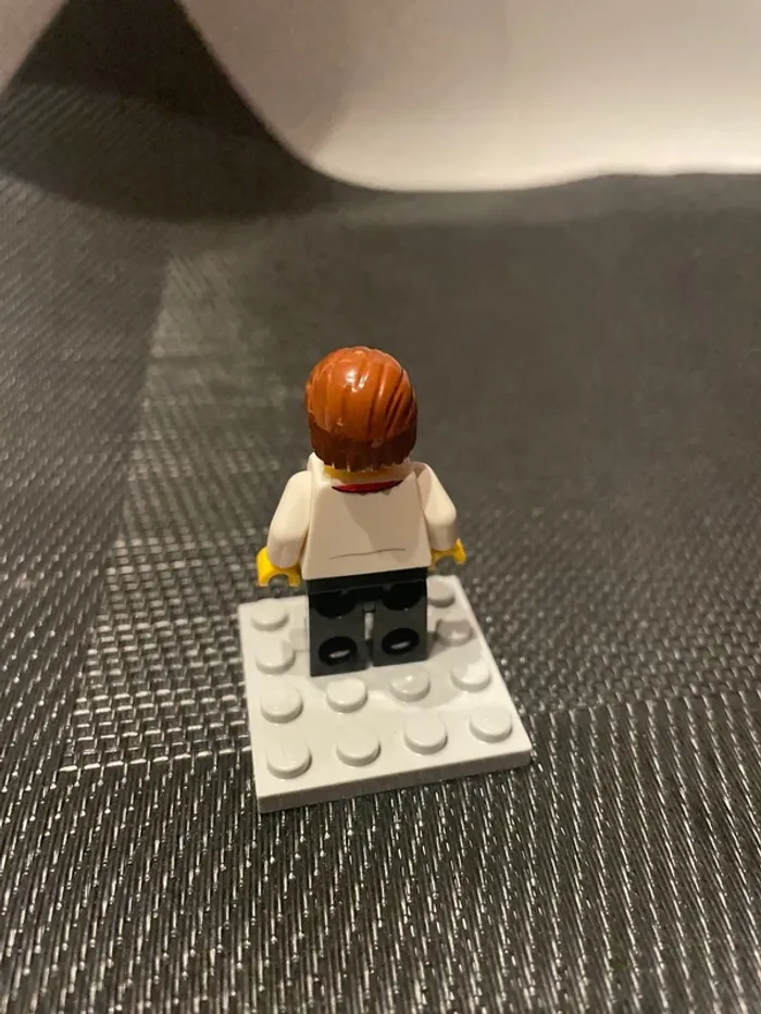 Lego mini figurine Pizzaïolo cty0711 camion de pizza minifigure officiel - photo numéro 2