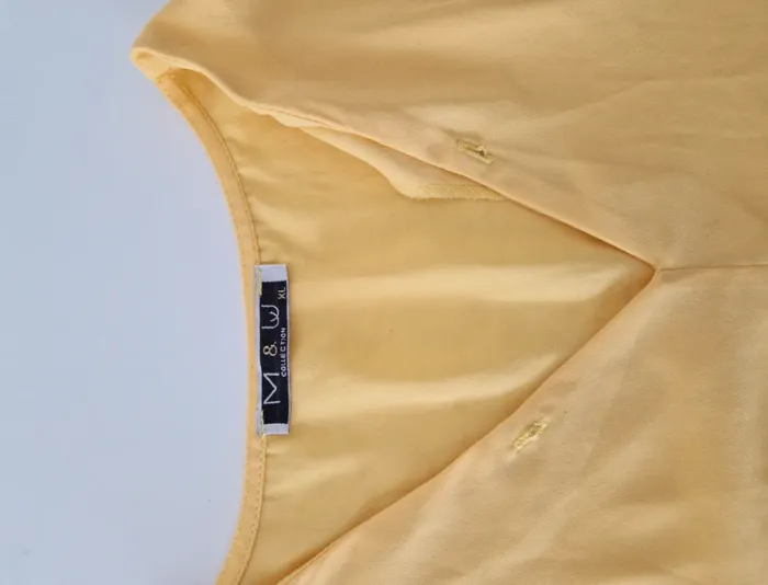 2 Blouses sans manches - photo numéro 8