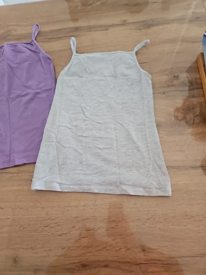 Lot de 2 débardeur kiabi 10 ans fille - photo numéro 7
