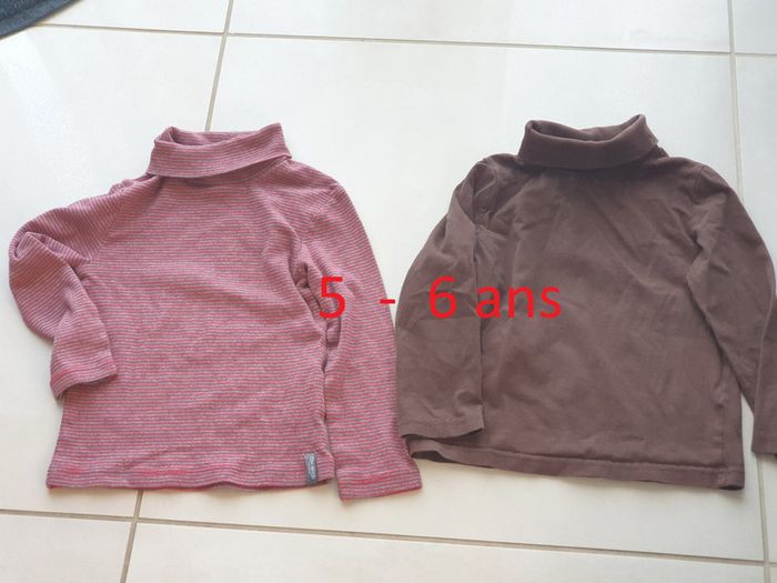 2 t-shirts manche longue col roulé 5 -6 ans n°2