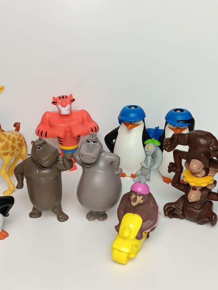 Gros lot figurines vintage Madagascar de dreamworks
Taille 13cm pour la plus grande - photo numéro 3